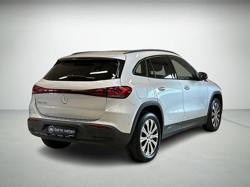 Brugt Mercedes EQA250 Progressive 139 kW (190 HK) 2022 Sølvmetal SUV