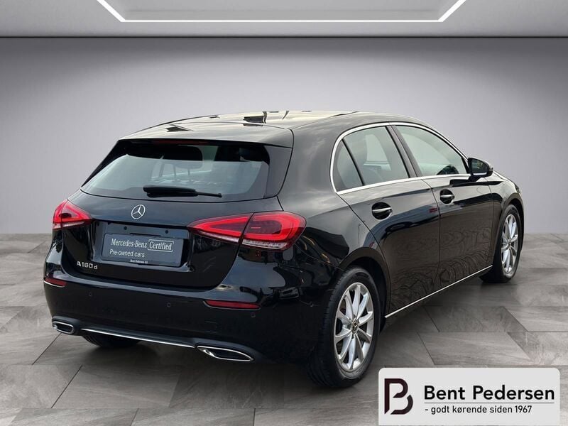 Sort Brugt 2020 Mercedes A180 Advantage Hatchback | 254.900 kr. (Dyr) - Billede 1/3