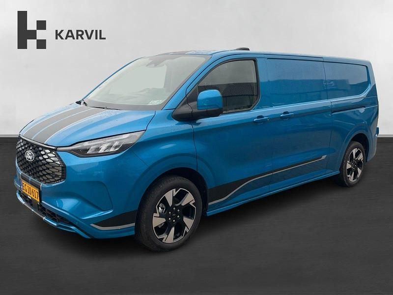Digital aqua blue Ny 2024 Ford E-Transit Sport Van | 379.260 kr. - Billede 1/4