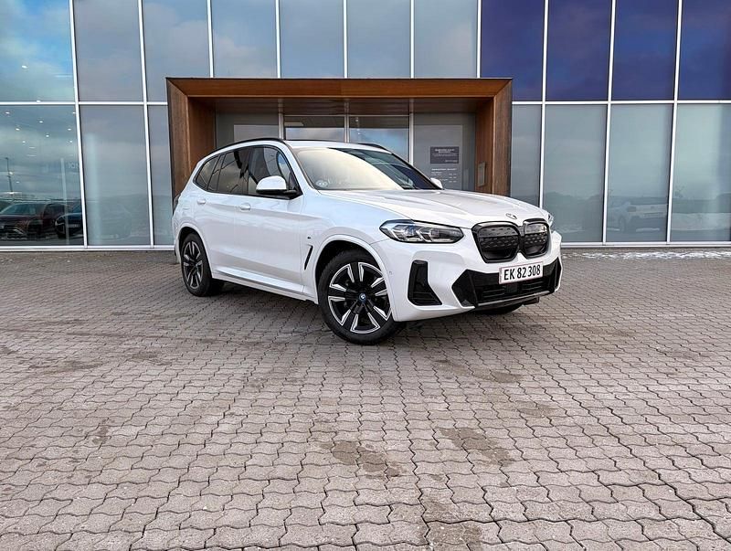 Brugt BMW iX3 M Sport 210 kW (286 HK) 2023 Hvidmetal SUV