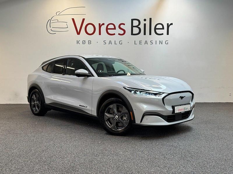 Gråmetal Brugt 2021 Ford Mustang Mach-E Extended Range SUV | 249.900 kr. (Fair pris) - Billede 1/4