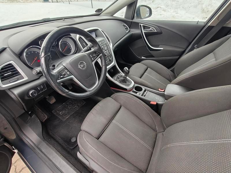 Brugt Opel Astra Sport 140 HK (102 kW) 2013 Grå Stationcar