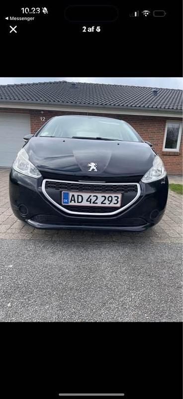 Brugt 2013 Peugeot 208 Hatchback | 30.000 kr. (God pris) - Billede 1/3
