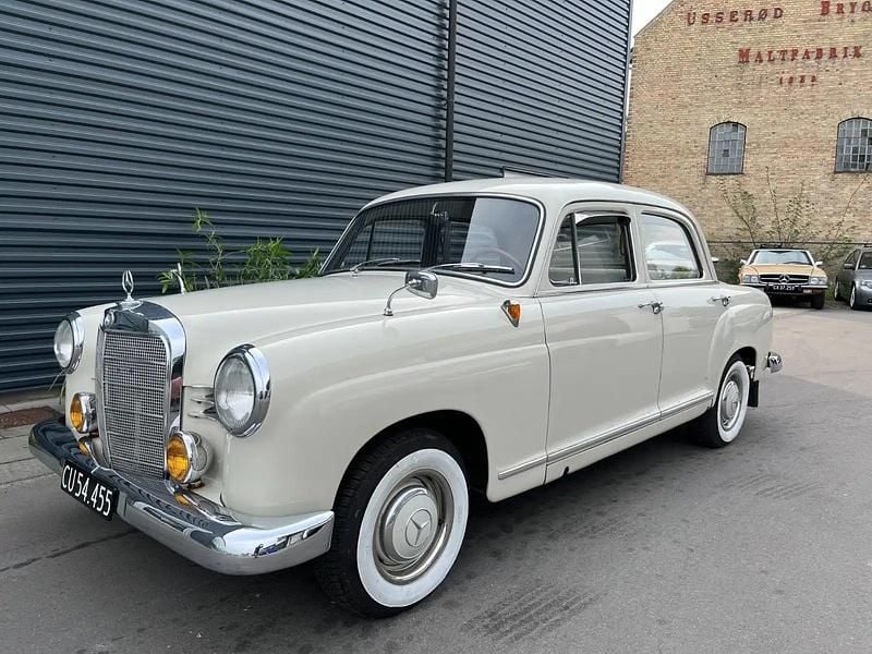 Brugt Mercedes 190 90 HK (66 kW) 1961 Hvid