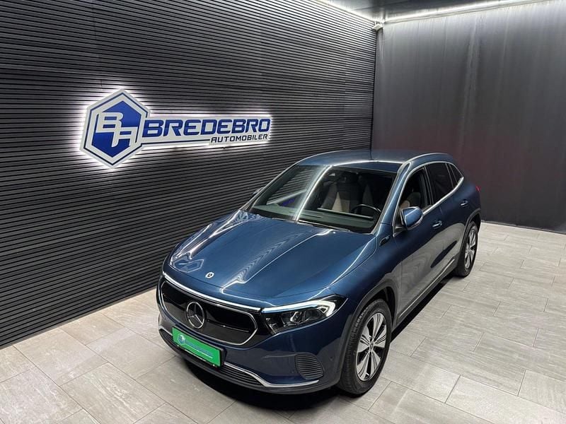 Blåmetal Brugt 2022 Mercedes EQA250+ Electric Art SUV | 274.500 kr. (Super pris) - Billede 1/4