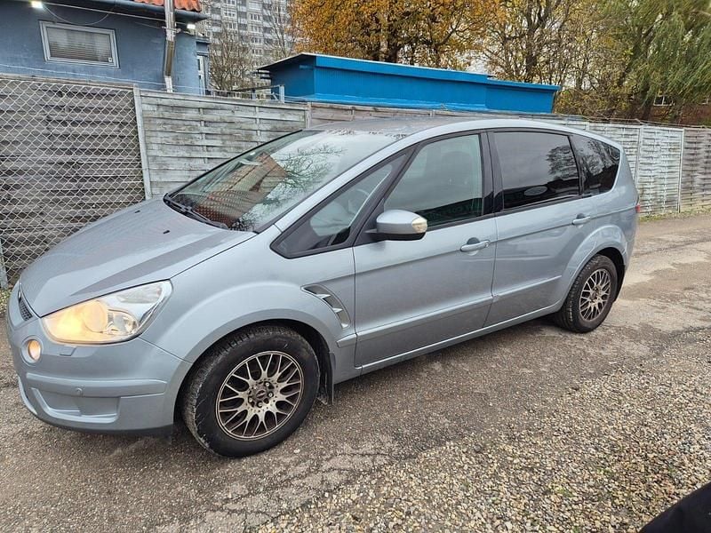 Brugt Ford S-MAX Trend 140 HK (102 kW) 2010 MPV