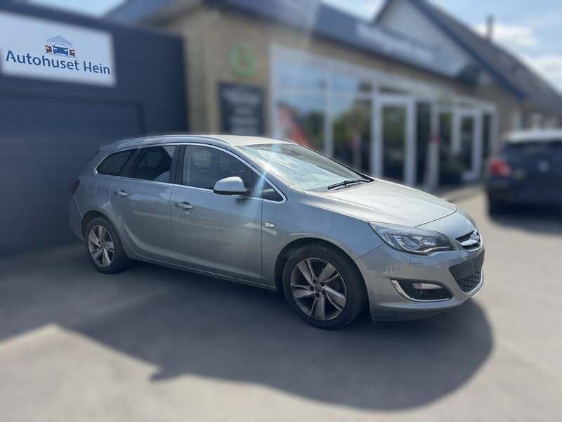 Blåmetal Brugt 2013 Opel Astra Sport Stationcar | 39.800 kr. (Super pris) - Billede 1/4