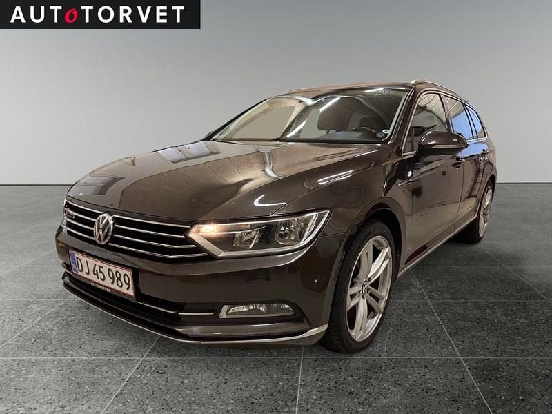 Brunmetal Brugt 2015 VW Passat Highline Stationcar | 149.700 kr. (Super pris) - Billede 1/4