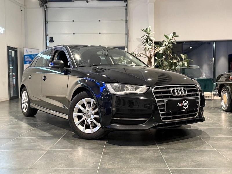 Brugt Audi A3 Sportback Ambiente 110 HK (80 kW) 2015 Sortmetal Hatchback