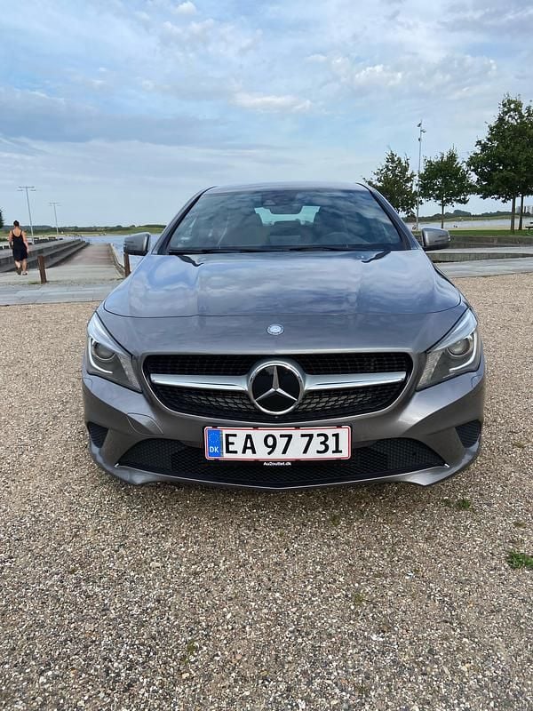 Brugt Mercedes CLA200 Progressive 156 HK (114 kW) 2015 Grå Coupe