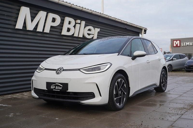 Hvid Brugt 2024 VW ID.3 Pro Performance Hatchback | 219.700 kr. (Fair pris) - Billede 1/4