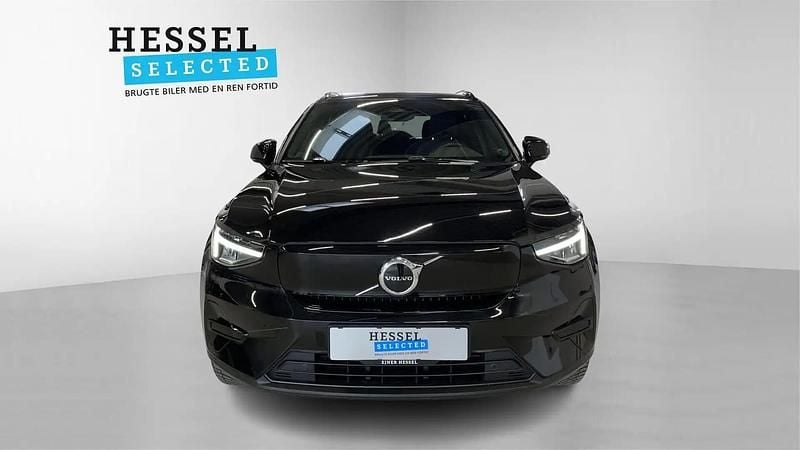 Brugt Volvo XC40 Core 169 kW (231 HK) 2022 Onyx black metallic SUV