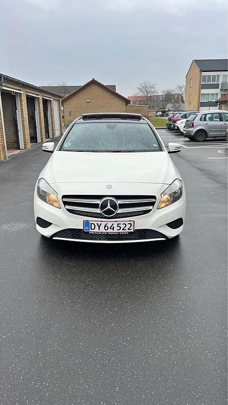 Brugt Mercedes A180 109 HK (80 kW) 2014 Hvid Hatchback