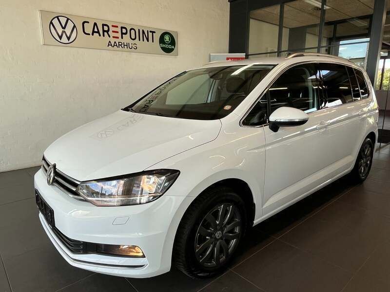 Hvid Brugt 2019 VW Touran Highline MPV | 189.800 kr. (God pris) - Billede 1/4