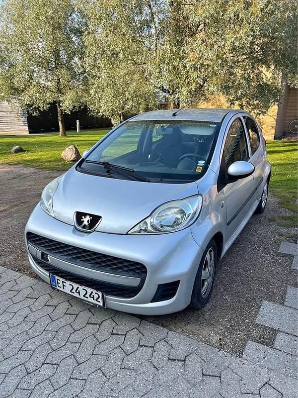 Brugt 2010 Peugeot 107 Hatchback | 15.000 kr. (Fair pris) - Billede 1/4