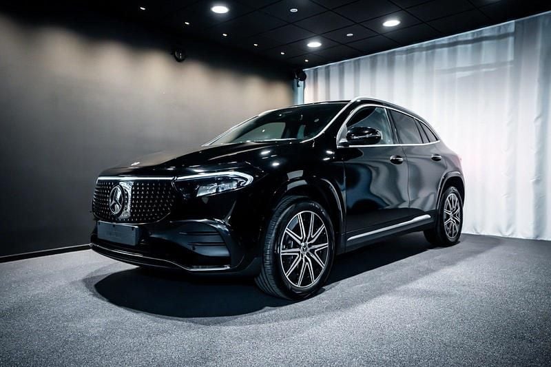 Farve: sort Brugt 2025 Mercedes EQA250+ Premium SUV | 404.900 kr. - Billede 1/4