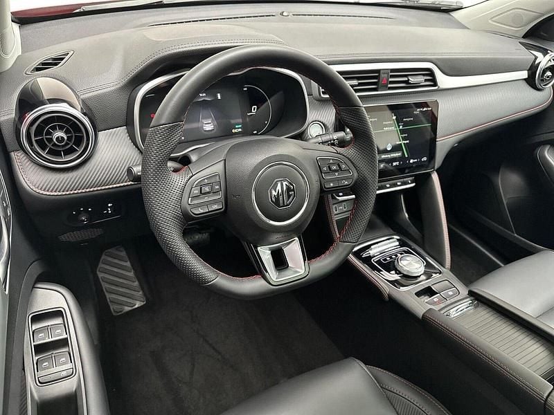 Brugt MG ZS Luxury 114 kW (156 HK) 2022 Rød SUV