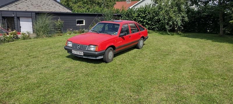 Brugt Opel Ascona 1983 Rød