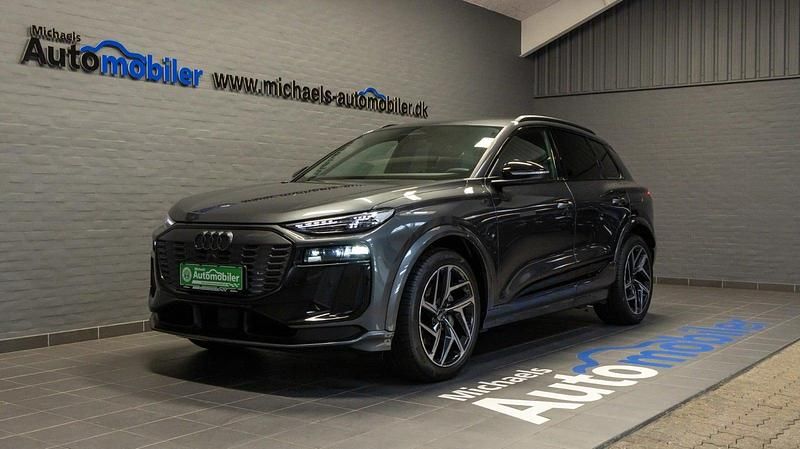 Koksmetal Brugt 2024 Audi Q6 e-tron Performance SUV | 739.900 kr. - Billede 1/4