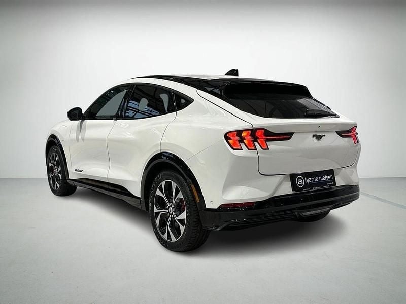 Brugt Ford Mustang Mach-E Extended Range 216 kW (294 HK) 2023 Perlemorshvid SUV
