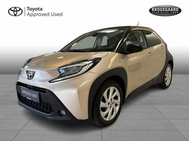Brugt 2022 Toyota Aygo Pulse Hatchback | 144.900 kr. (Dyr) - Billede 1/1