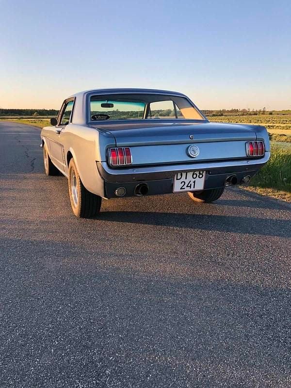 Brugt Ford V8 1966 Blå