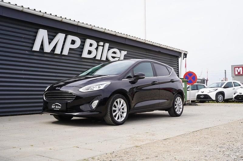 Sortmetal Brugt 2019 Ford Fiesta Titanium Hatchback | 94.900 kr. (Fair pris) - Billede 1/4