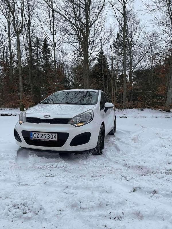 Brugt Kia Rio 75 HK (55 kW) 2013 Hatchback