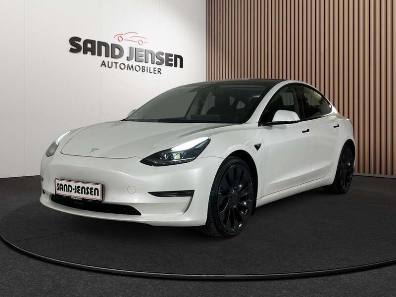 Hvidmetal Brugt 2021 Tesla Model 3 Performance Sedan | 194.900 kr. (Super pris) - Billede 1/4
