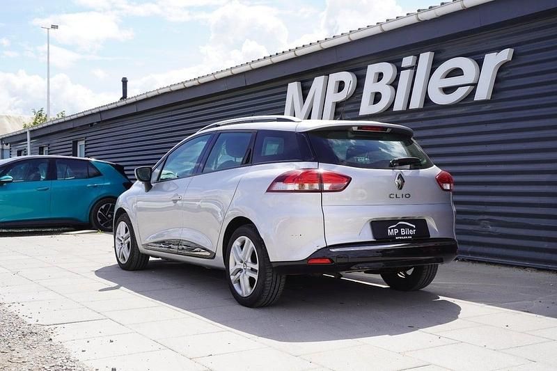 Brugt Renault Clio GrandTour Zen 90 HK (66 kW) 2018 Sølvmetal Stationcar