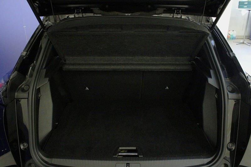 Brugt Peugeot e-2008 GT 100 kW (136 HK) 2023 Sortmetal SUV