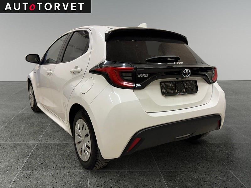 Brugt Toyota Yaris Hybrid H3 116 HK (85 kW) 2021 Hvid Hatchback