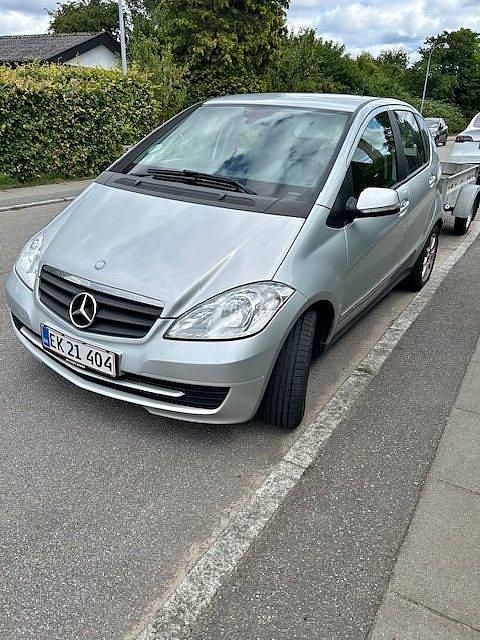 Brugt 2011 Mercedes A180 Hatchback | 30.000 kr. (Fair pris) - Billede 1/4