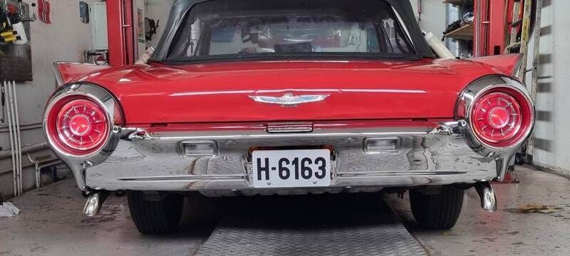 Brugt Ford Thunderbird 320 HK (235 kW) 1963 Rød