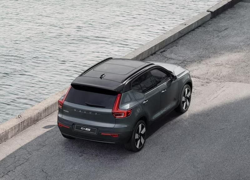 Ny Volvo EX40 Ultra 185 kW (252 HK) 2026 Grønmetal SUV