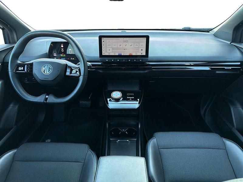 Brugt MG MG4 EV Luxury 150 kW (204 HK) 2024 Gråmetal Hatchback
