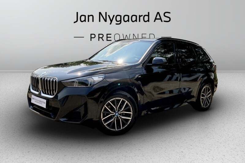 Sortmetal Brugt 2023 BMW X1 M Sport SUV | 389.000 kr. (Fair pris) - Billede 1/4
