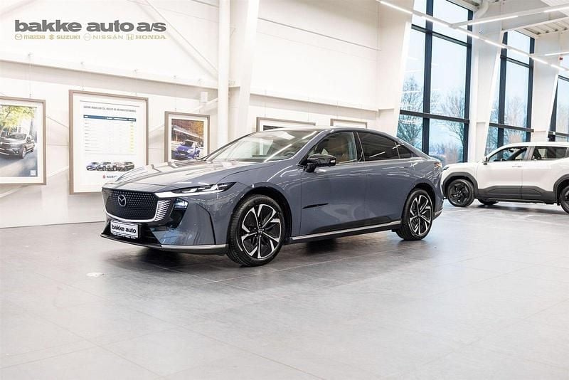 Gråmetal Brugt 2025 Mazda 6e Takumi-Line Hatchback | 289.900 kr. (God pris) - Billede 1/4