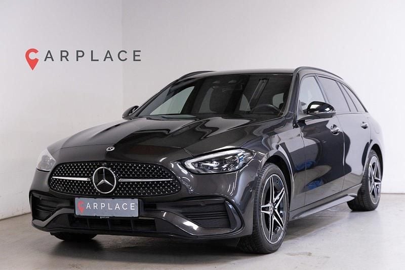 Gråmetal Brugt 2022 Mercedes C300e AMG line Stationcar | 449.900 kr. (Lidt for dyr) - Billede 1/4