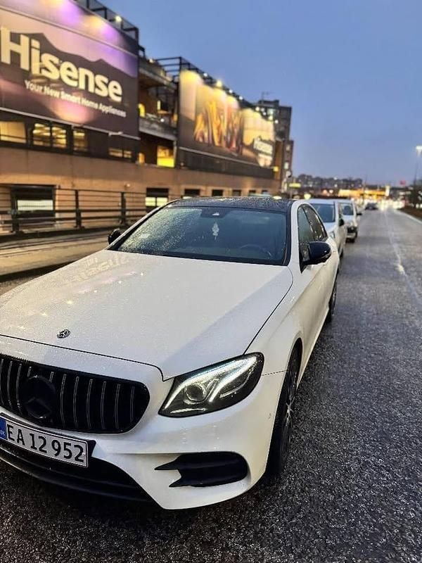 Brugt Mercedes E220 AMG line 194 HK (142 kW) 2017 Hvid Sedan