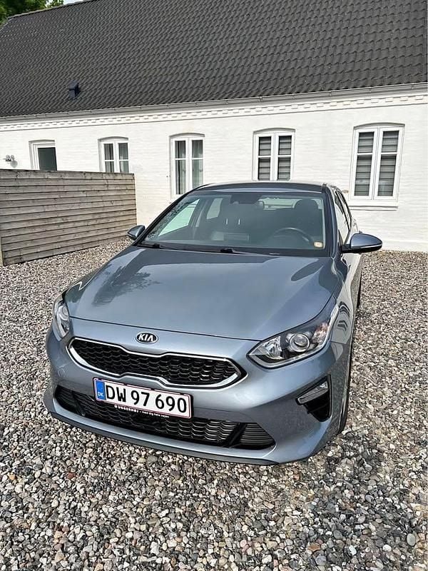 Grå Brugt 2019 Kia Ceed Intro Edition Hatchback | 110.000 kr. (Fair pris) - Billede 1/4