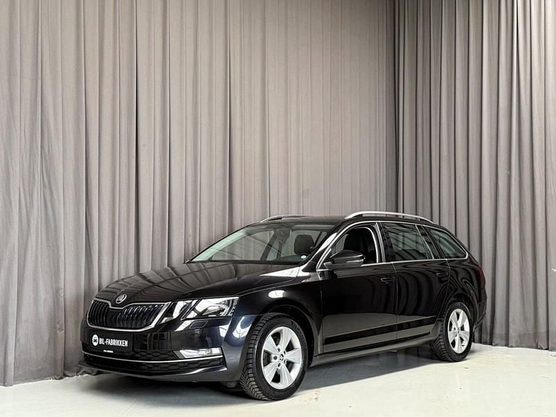 Hvid Brugt 2017 Skoda Octavia Style Stationcar | 159.900 kr. (Dyr) - Billede 1/4