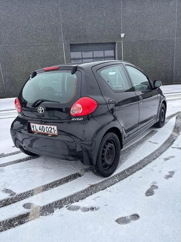Brugt Toyota Aygo 68 HK (50 kW) 2006 Hatchback