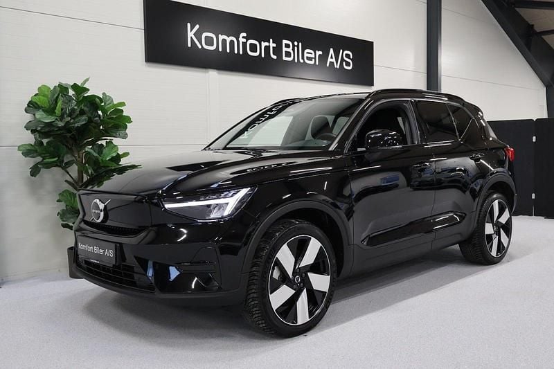 Sort Brugt 2022 Volvo XC40 Core SUV | 209.800 kr. (Fair pris) - Billede 1/4