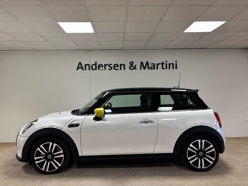 Brugt Mini Cooper 135 kW (184 HK) 2023 Nanuqwhite Hatchback