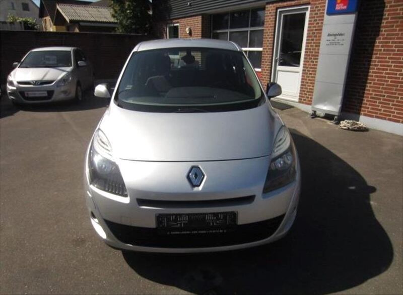 Brugt Renault Grand Scénic III Dynamique 130 HK (95 kW) 2009 MPV