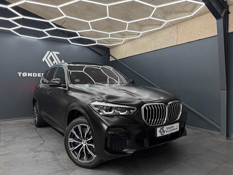 Blåmetal Brugt 2019 BMW X5 M Sport SUV | 789.500 kr. - Billede 1/4
