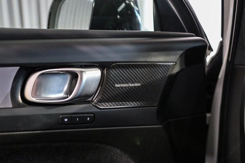 Brugt Volvo XC40 Ultimate 169 kW (231 HK) 2023 Hvidmetal SUV