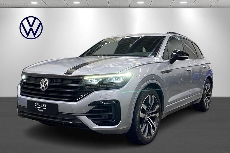 Sølvmetal Brugt 2018 VW Touareg R-line SUV | 4.388 kr. - Billede 1/4