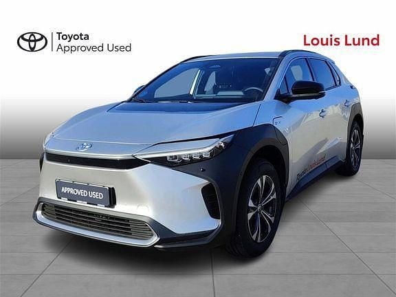 Precious silver Brugt 2025 Toyota bZ4X Executive SUV | 329.900 kr. - Billede 1/4